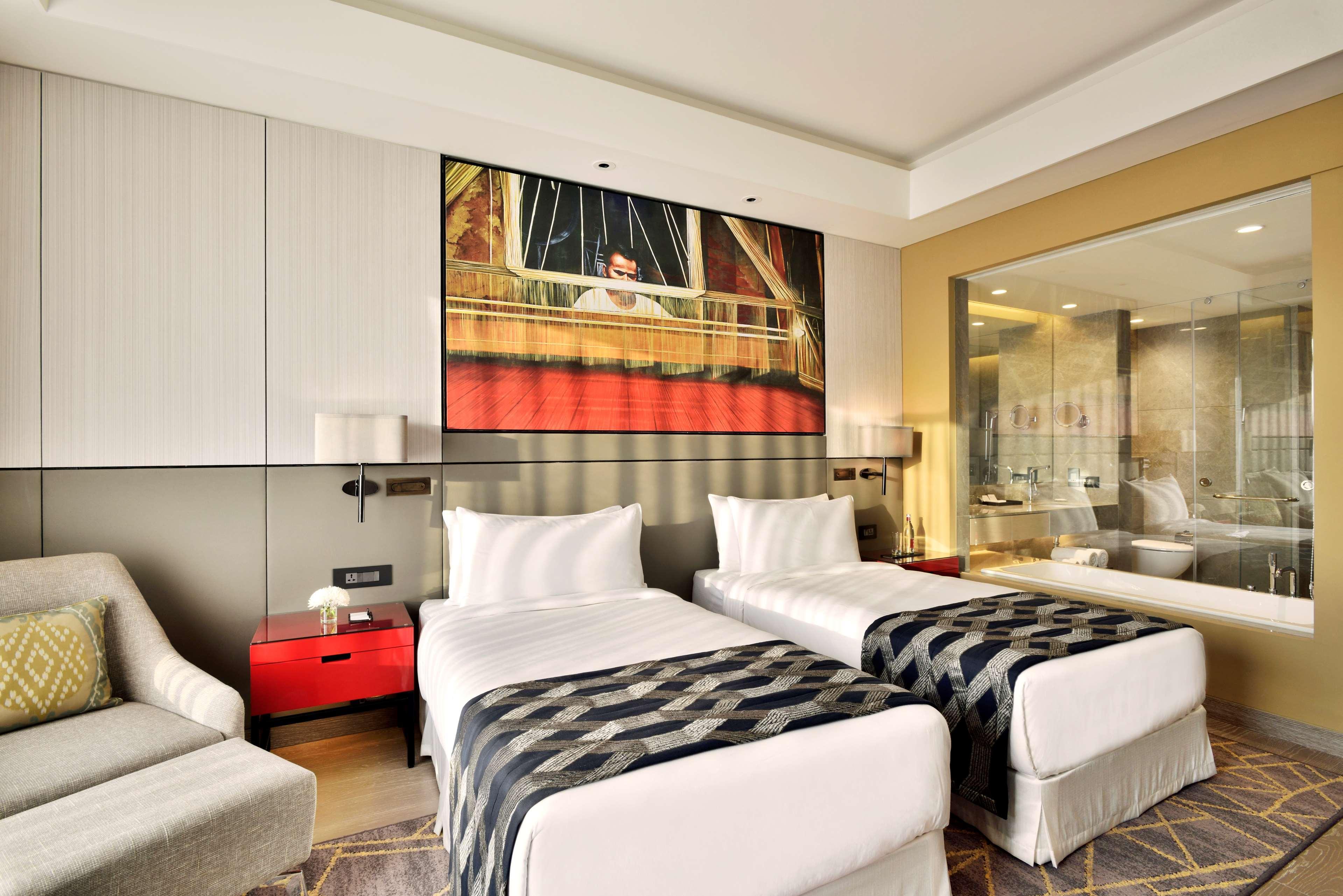 Radisson Blu Faridabad Hotel Luaran gambar