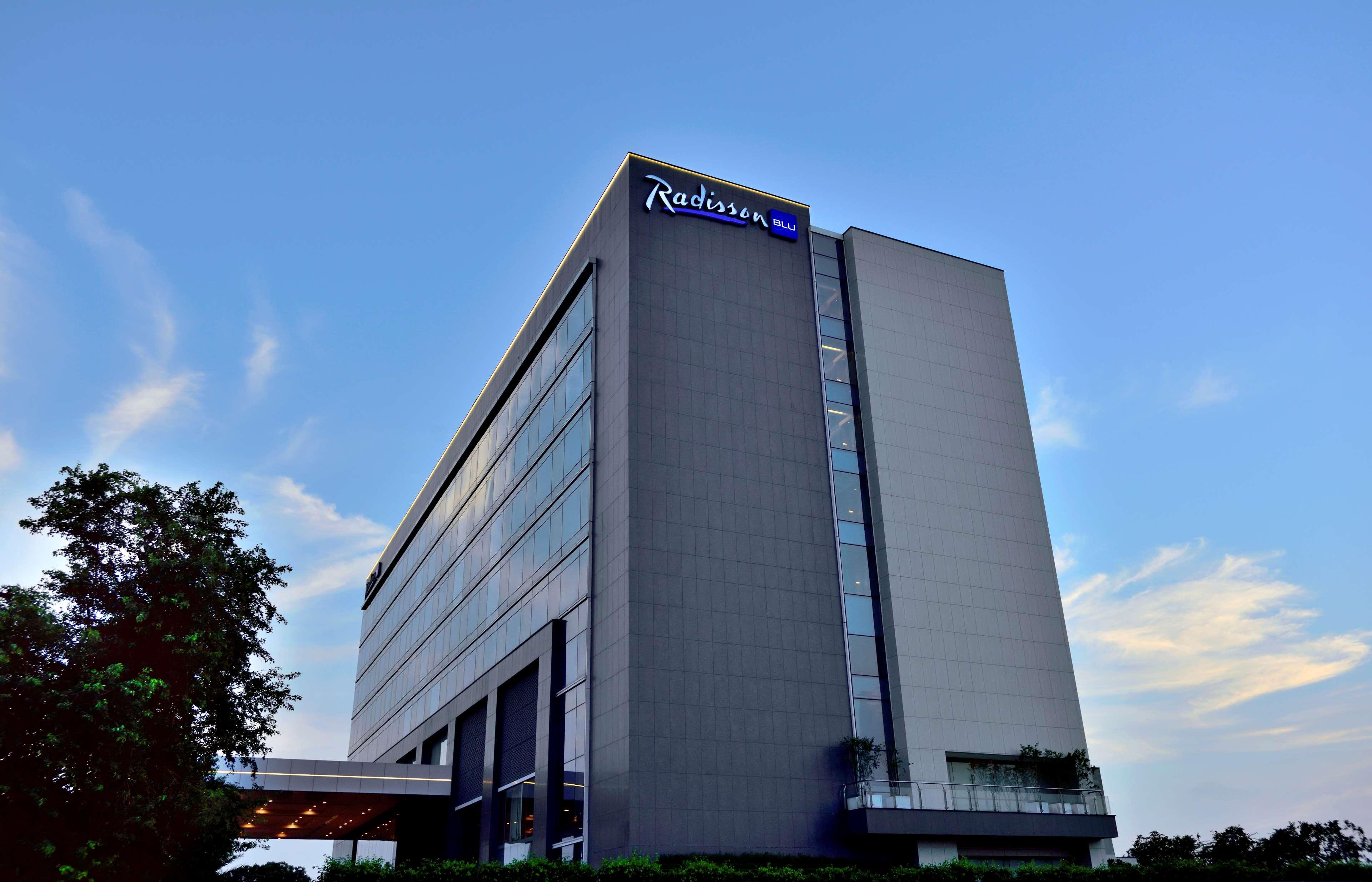Radisson Blu Faridabad Hotel Luaran gambar