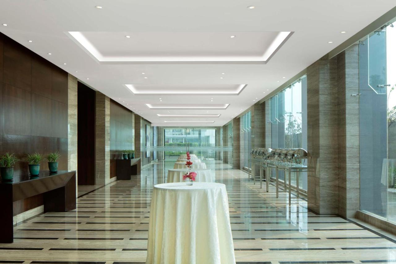 Radisson Blu Faridabad Hotel Luaran gambar