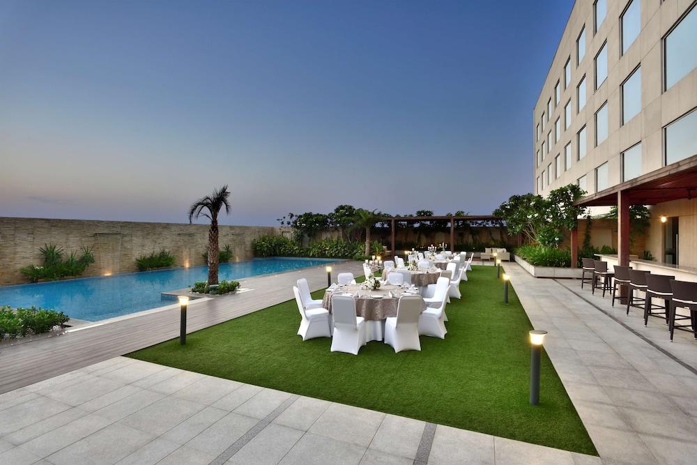 Radisson Blu Faridabad Hotel Luaran gambar