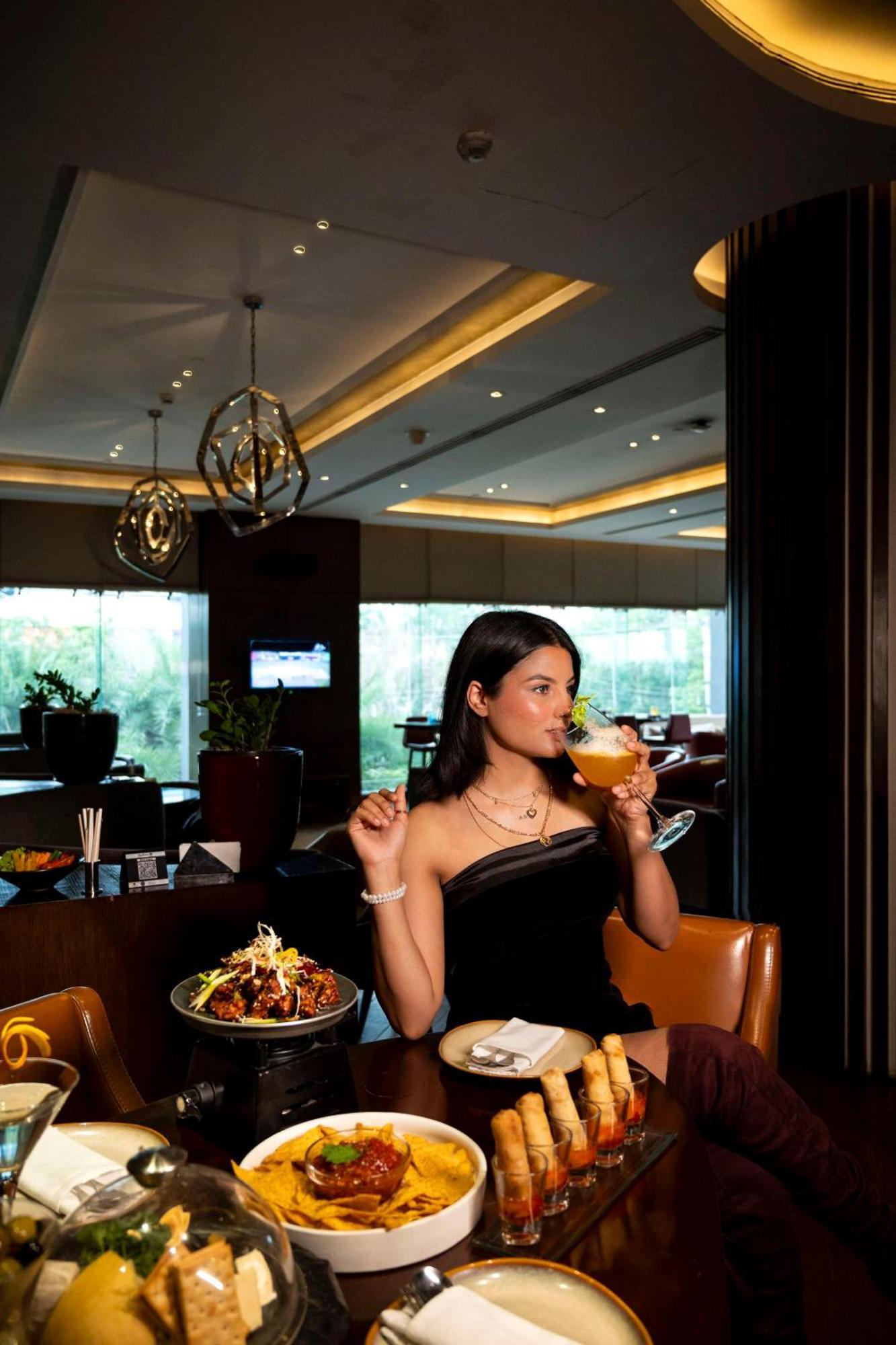 Radisson Blu Faridabad Hotel Luaran gambar
