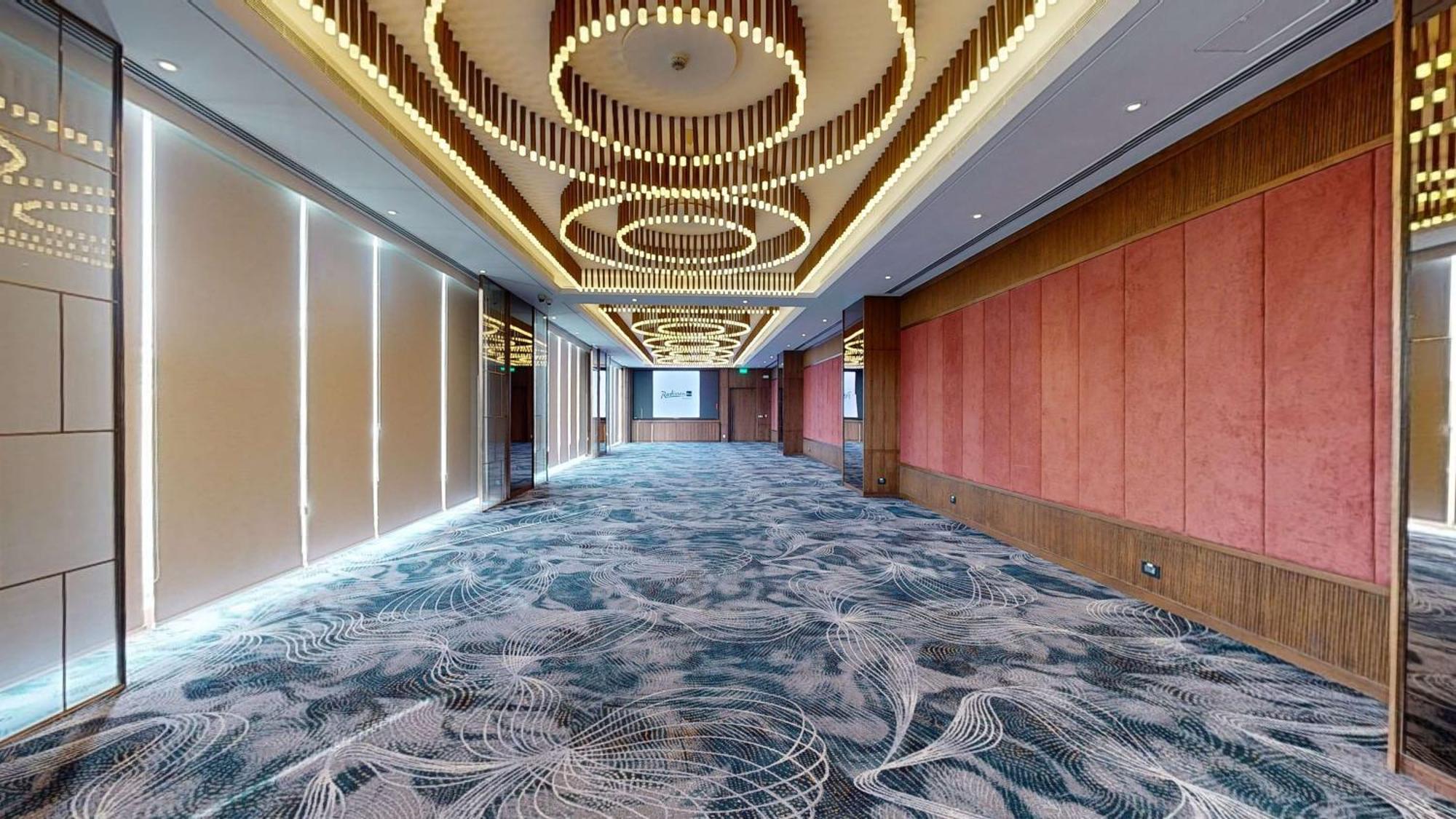 Radisson Blu Faridabad Hotel Luaran gambar