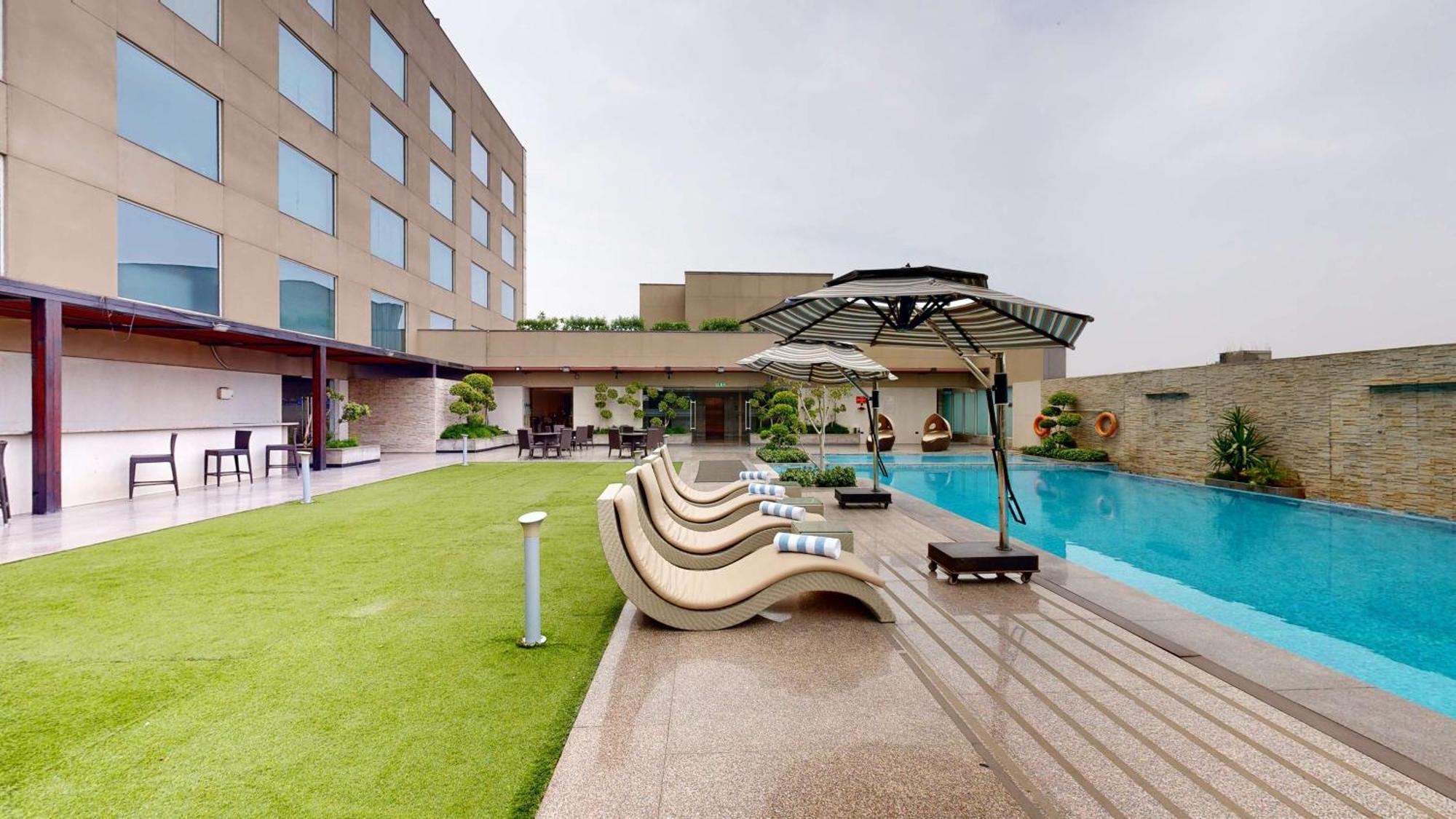 Radisson Blu Faridabad Hotel Luaran gambar
